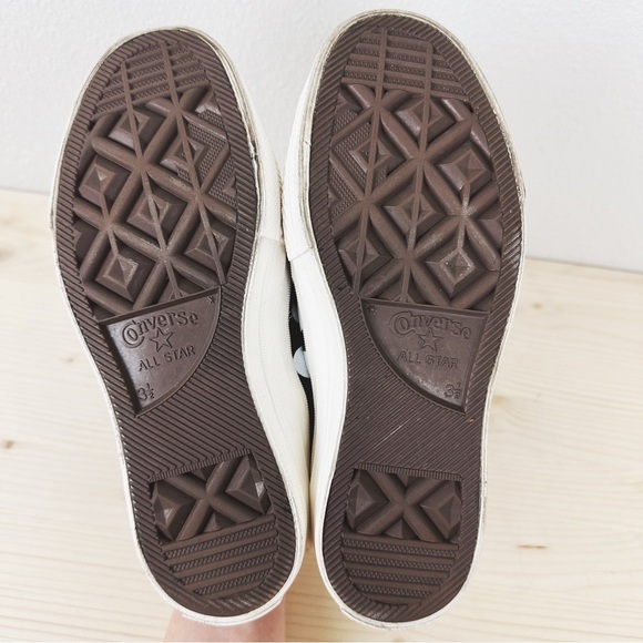 Comme Des Garcons PLAY x Converse Chuck Taylor All Star Polka Dot Low Tops - Picture 4 of 7